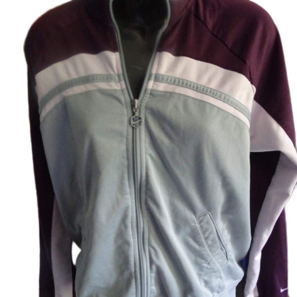 NIKE ZIP UP 100% POLYESTER JACKET